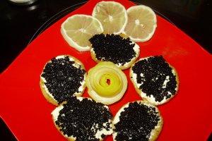 Tartine cu caviar