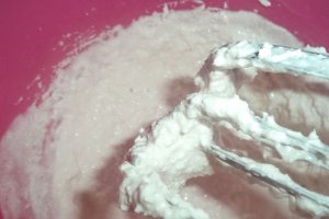 Briose cu cacao si umplutura de cocos