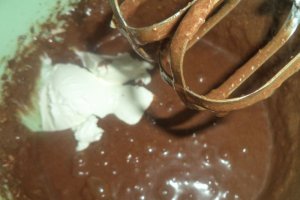 Briose cu cacao si umplutura de cocos