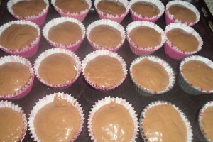 Briose cu cacao si umplutura de cocos
