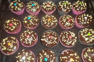 Briose cu cacao si umplutura de cocos