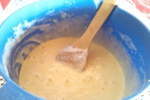 Rulada cu crema de frisca si ciocolata