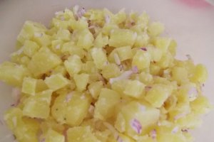 Salata de ton cu cartofi si maioneza