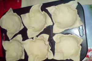 Mini tarte (cu foietaj frantuzesc)