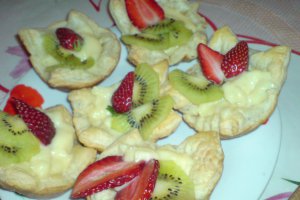 Mini tarte (cu foietaj frantuzesc)