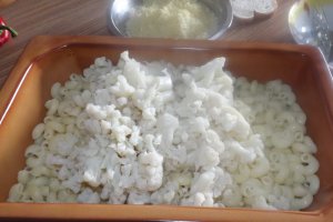 Melcisiori si conopida gratinate, sub crusta de bacon