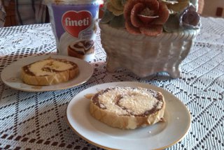 Salam de biscuiţi, reţetă cu foaie de napolitana