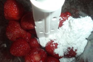 Foietaj aromat cu capsuni