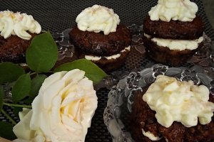 Briose cu ciocolata si mascarpone