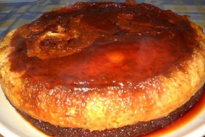 Tort cu crema de zahar ars