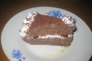 Tort de ciocolata cu visine
