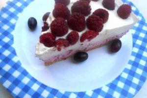 Cheesecake cu zmeura