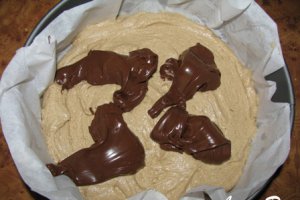 Chec cu Nutella si alune de padure