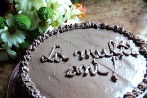 Tort cu crema de ciocolata, de post