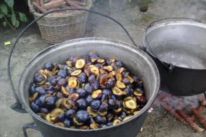 Gem de prune aromat cu scortisoara