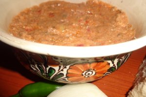 Salata de vinete cu fetta si rosii