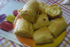 Strudele cu branza dulce