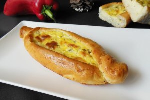 Barcute cu branza si mac
