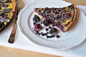 Tarta cu mure si afine