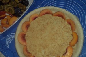 Tarta rustica cu fructe de sezon si nuca Pecan
