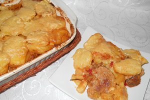 Papricas in crusta de cartofi