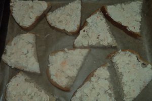 Bruschete cu crema de branza