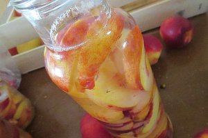 Compot de nectarine