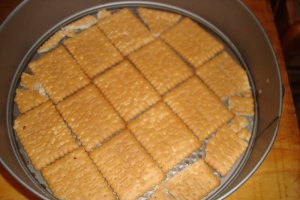 Prajitura de post cu mere si biscuiti