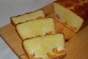 Chec cu branza si caise