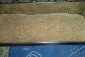 Rulada din carne tocata cu porumb si cascaval
