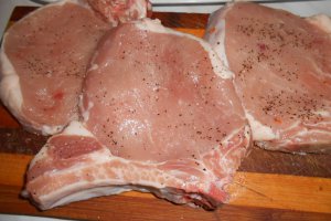 Cotlet de porc cu legume la cuptor