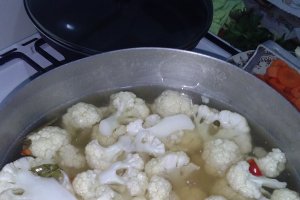 Gogosari la otet cu conopida