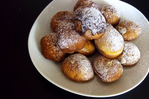Bomboloni