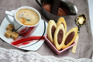 "Barquette LU" - Barcute cu ciocolata cu lapte si ciocolata neagra