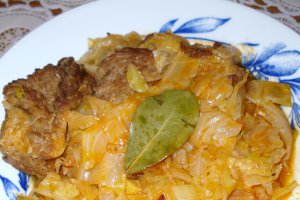 Varza cu costite de porc