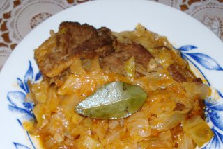 Varza cu costite de porc