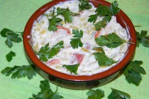 Salata de fasole cu chorizo