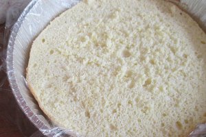 Mini tort cu crema de ciocolata