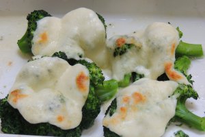 Broccoli la cuptor