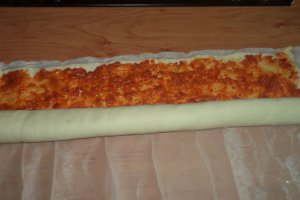 Melci din foietaj cu zacusca