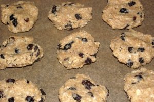 Biscuiti fragezi, cu fulgi de ovaz