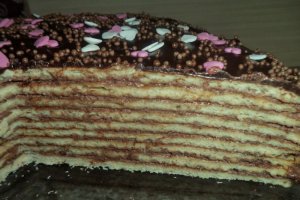 Tort din foi cu miere