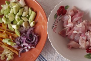Tarta cu aluat de paine, cu praz si pui la Multicooker