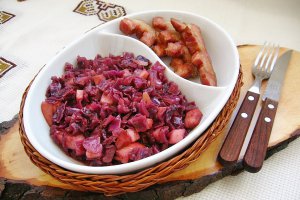 Varza rosie in stil nemtesc