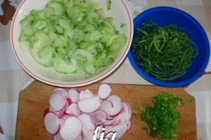Salata usoara de castraveti