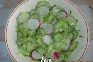 Salata usoara de castraveti