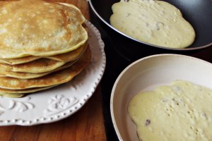 Pancakes cu banane