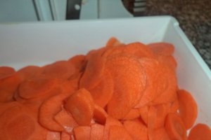 Ciorba de morcovi cu mazare si bors magic
