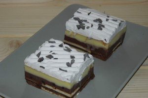Desert prajitura cu eugenii