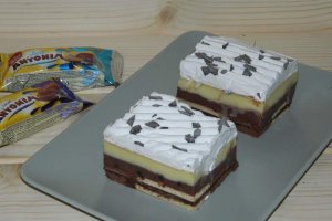 Desert prajitura cu eugenii